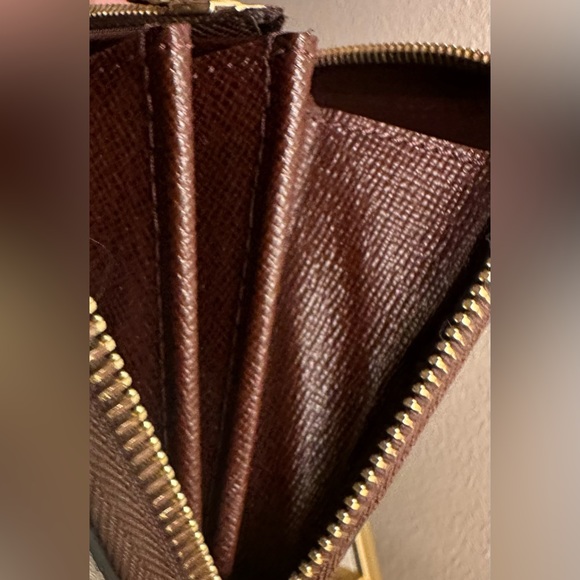 Rare Louis Vuitton Black/White/Brown Walnut Leather Monogram Gamma Zippy - Picture 16 of 16